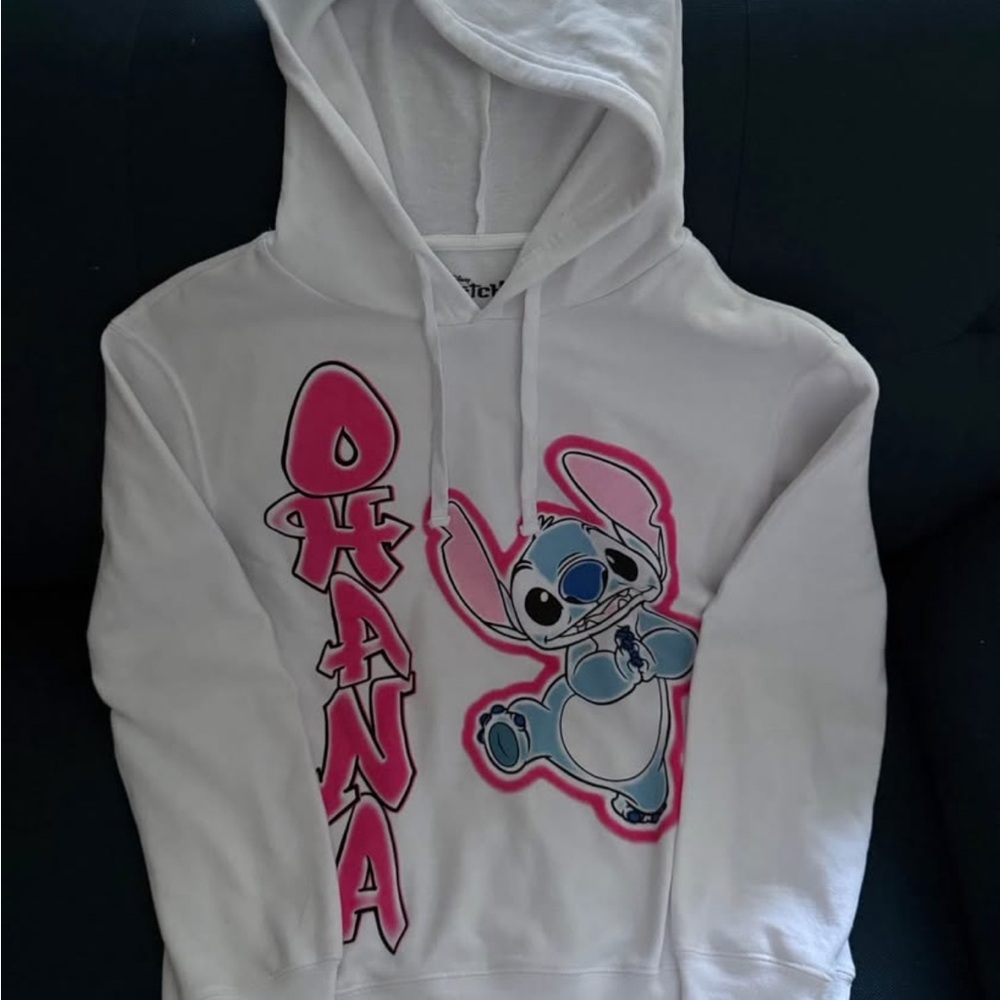 Stitch costum white hoodie